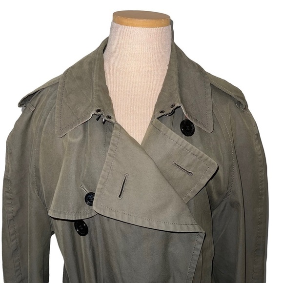 Burberry Men Coat Size 52 - Picture 8 of 10